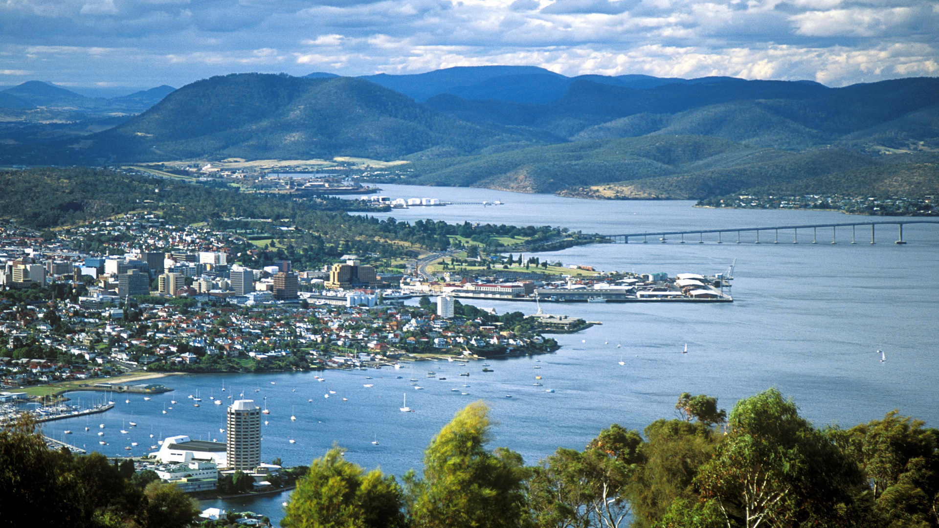 Find a finance broker in Hobart